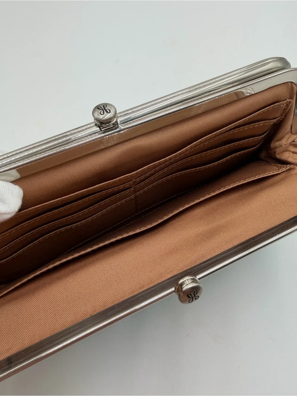 HOBO Lauren Clutch-Wallet